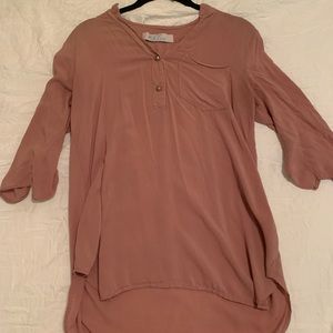 Free with Bundle Klohe quarter Blouse - SMALL